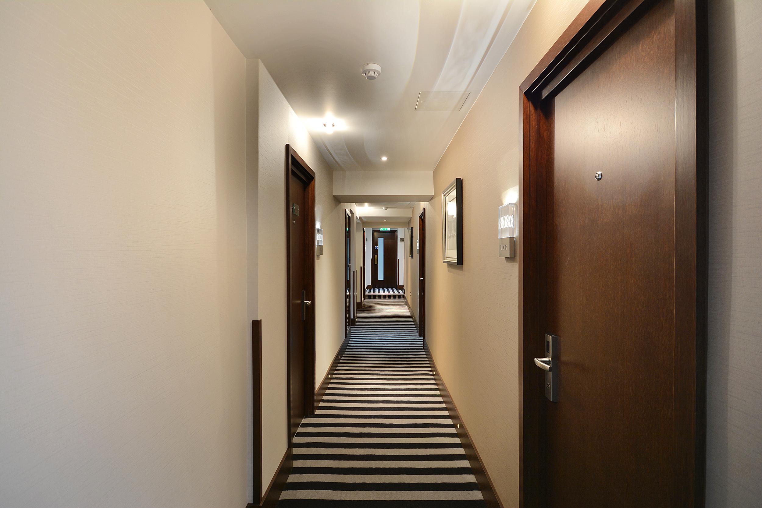 Park Grand London Lancaster Gate Ξενοδοχείο Εξωτερικό φωτογραφία A corridor in a hotel