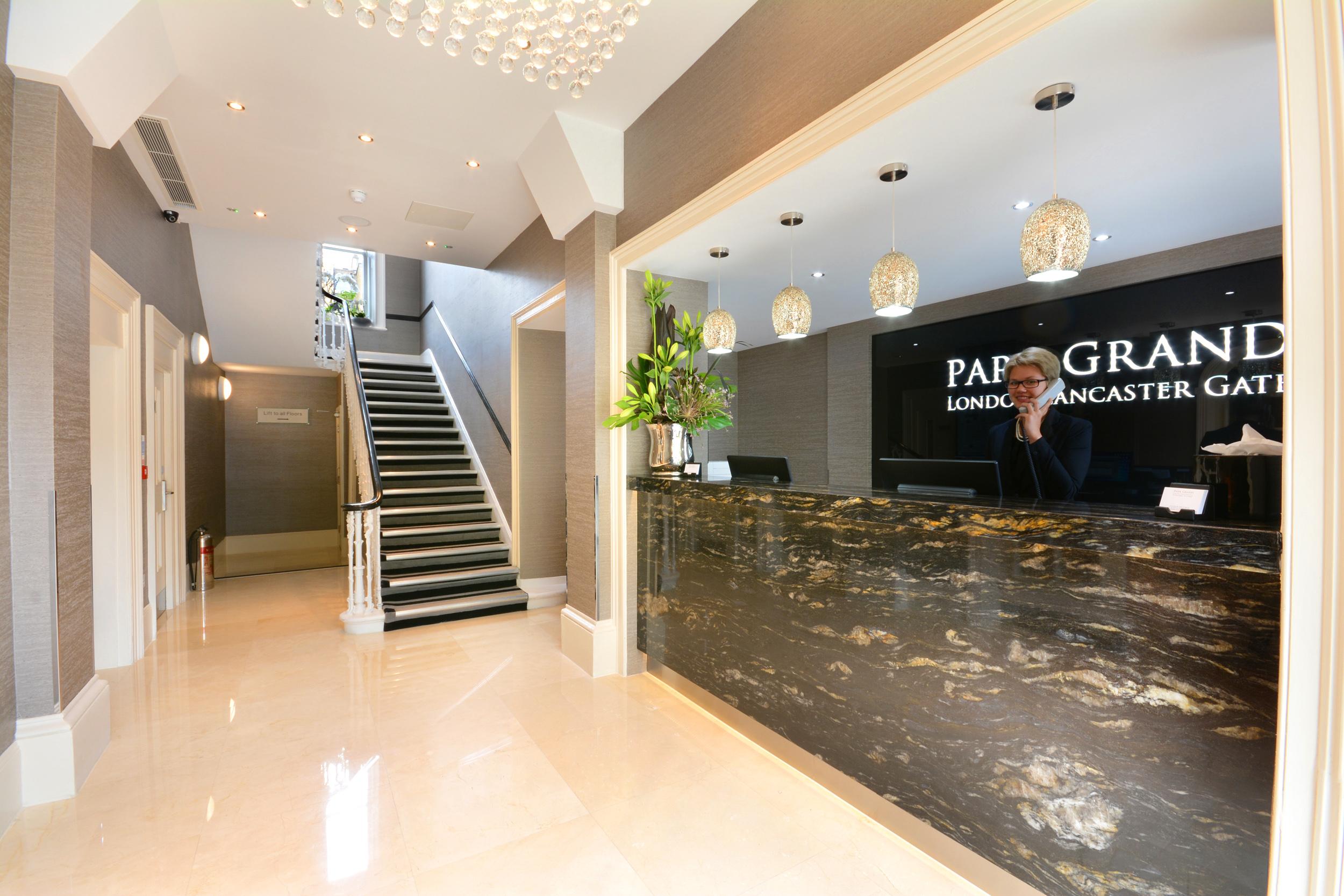 Park Grand London Lancaster Gate Ξενοδοχείο Εξωτερικό φωτογραφία The hotel's lobby