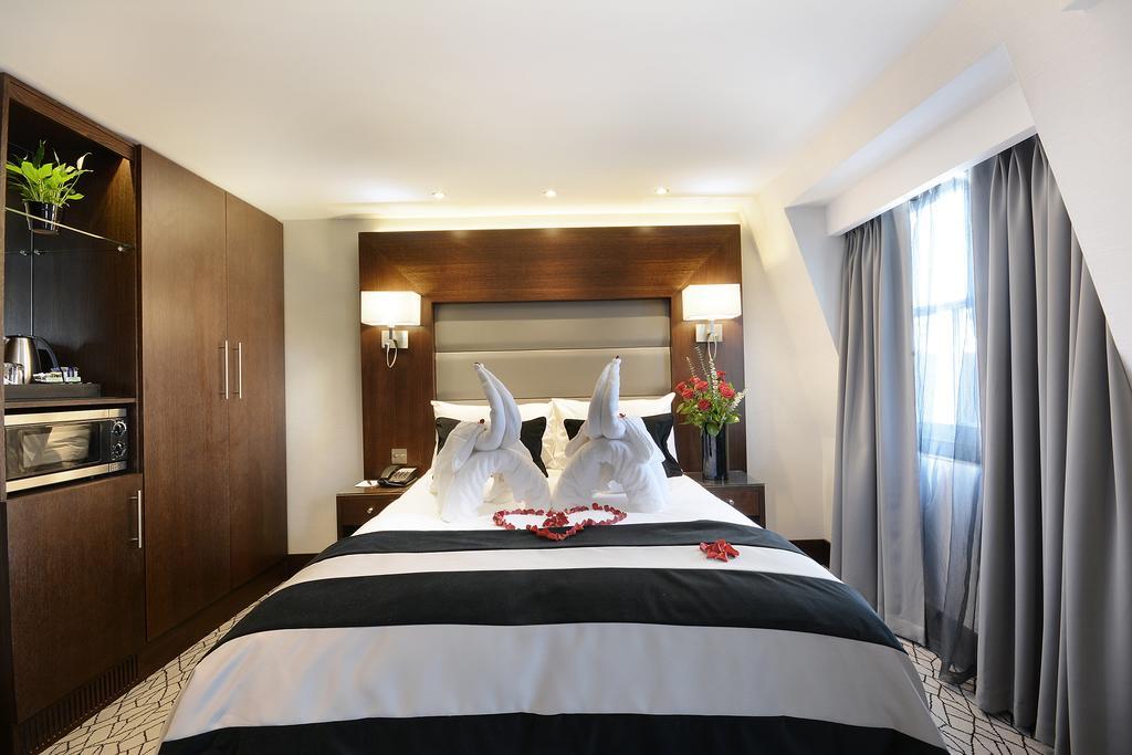 Park Grand London Lancaster Gate Ξενοδοχείο Εξωτερικό φωτογραφία A bedroom at the hotel