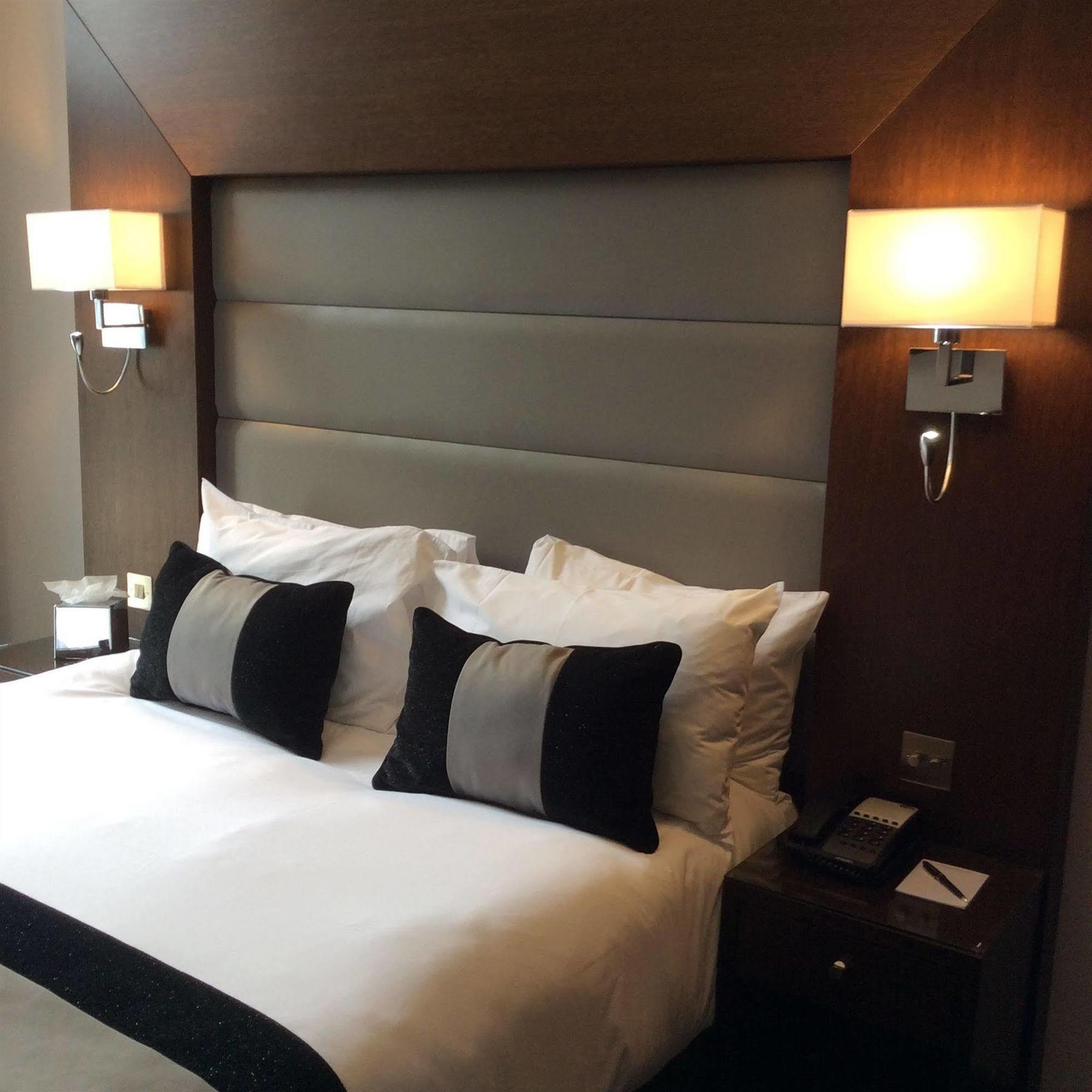 Park Grand London Lancaster Gate Ξενοδοχείο Εξωτερικό φωτογραφία A bedroom at the hotel